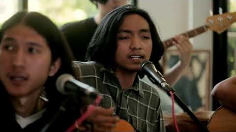 ยังอยู่ในเมือง