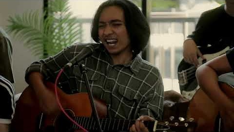 Frame from สองตีน