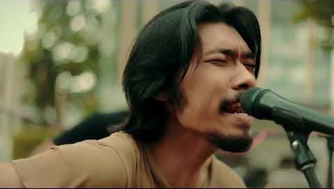 Frame from ความฝันกลางอิฐมวลเบา
