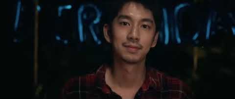 Frame from ความสัมพันธ์ซับซ้อน